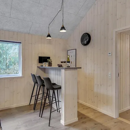 Дом отдыха Beautiful In With Kitchen